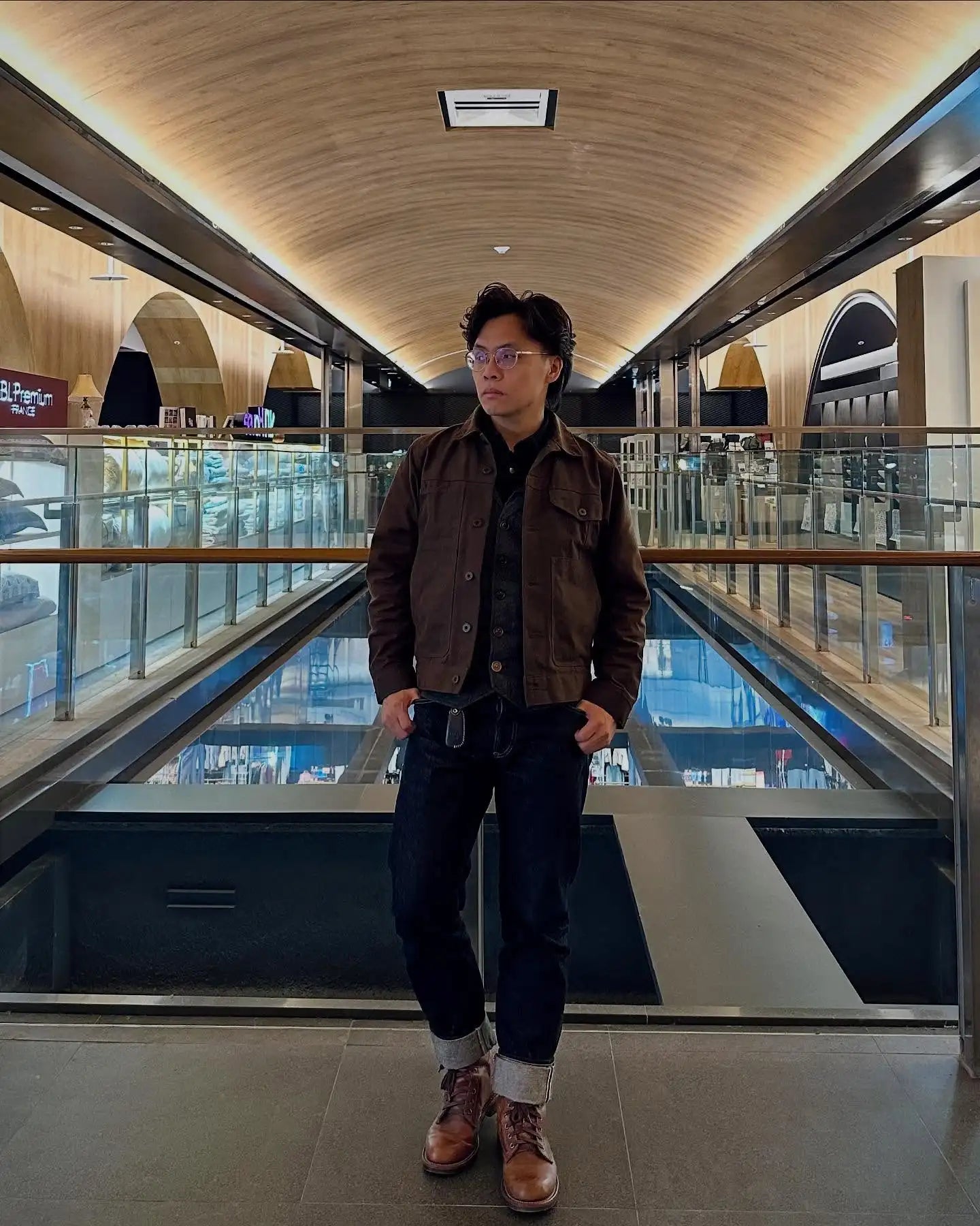 Classic Brown Utility Jacket Everyday Style