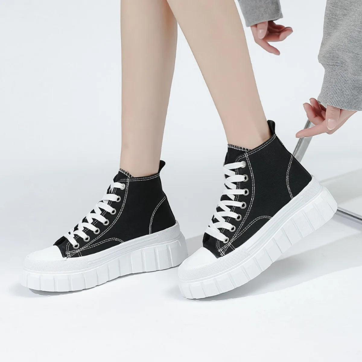 Casual Chunky Sole High Top Sneakers