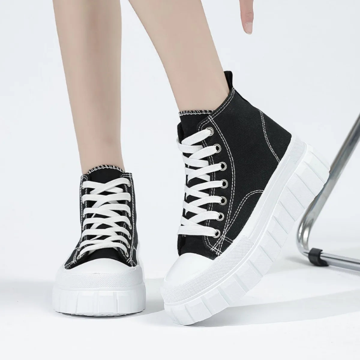 Casual Chunky Sole High Top Sneakers